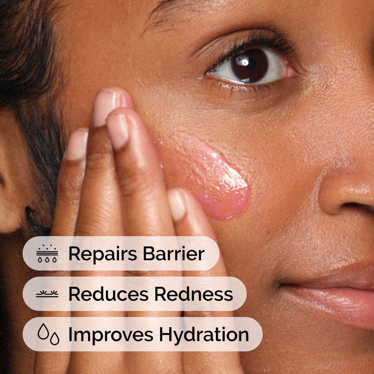 soothing-and-barrier-support-serum-set-c4 ord-soothing-barrier-support-serum-model-application-with-benefits.jpg